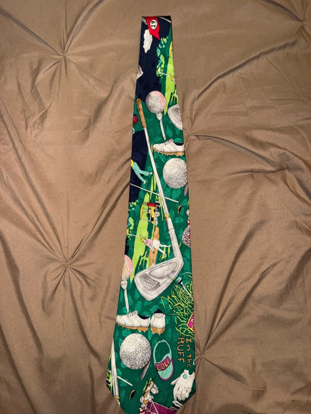 Golf tie